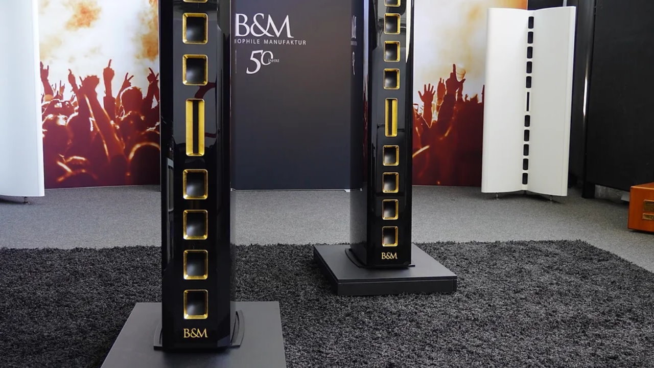 Erlebe die Klangvielfalt der JubilÃ© Aktivlautsprecher von B&M